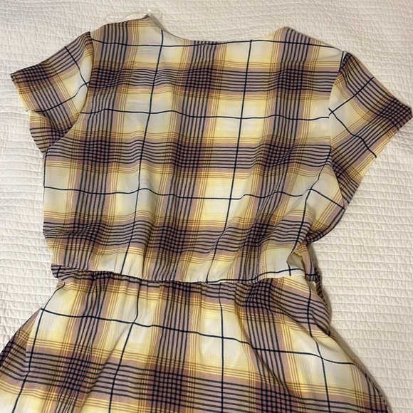 Plaid Charming Charlie Wrap Midi Ruffled Dress/ Size 1X - Picture 10 of 10